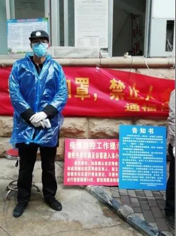 这群武汉归乡大学生：主动隔离，主动请战，还捐出全部奖学金