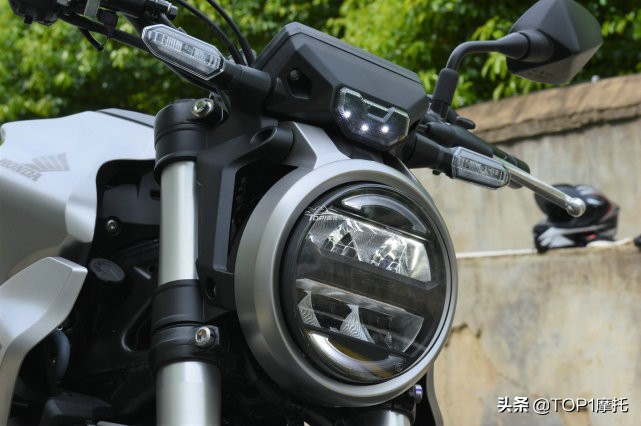 被价格掩盖了实力！本田CB300R骑行体验 完美的入门级街车