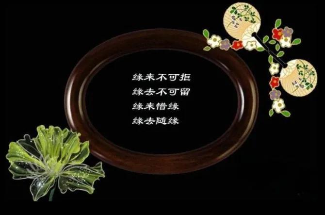 妈妈，我们总是把你藏在你的心里。