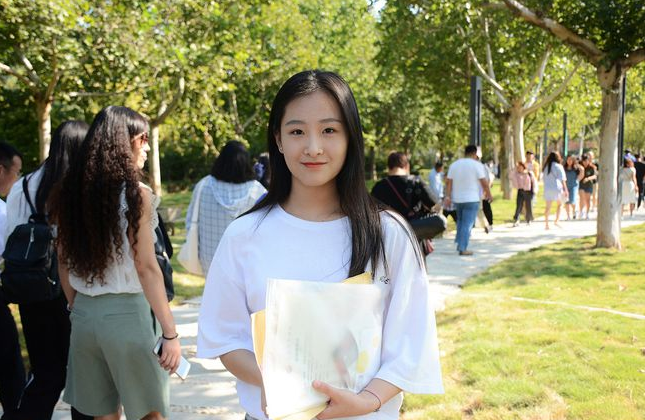 毕业时能留校任职的大学生，都是何等人物，其实没你想得那么难