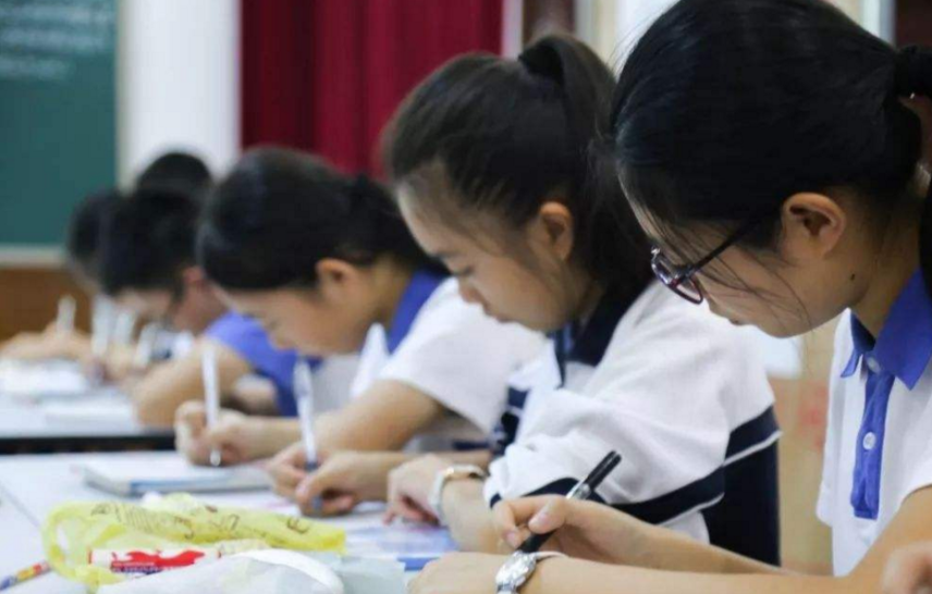 高三前3次模拟考试成绩，哪次“更接近”高考？听听班主任的解释