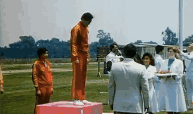 1982年的中国，民营经济悄然兴起，却引发了震动朝野的八大王事件。