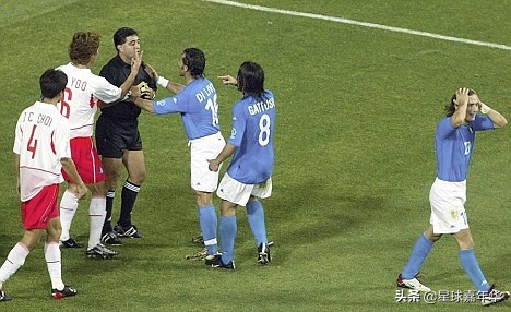 2002年世界杯意大利对韩国队(经典永流传-2002世界杯 韩国淘汰意大利 足球历史的至暗时刻)