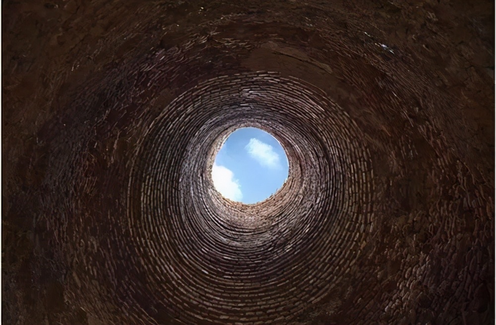 做人，别做“井底之蛙”