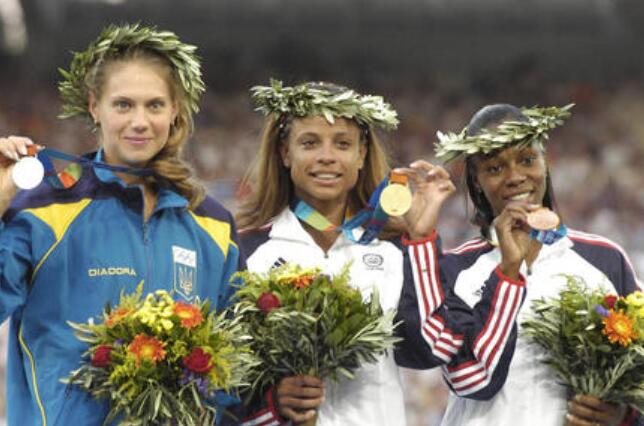 奥运会颁奖仪式场景物品有哪些（历届奥运会颁奖花束盘点，你最爱哪个？有些在家就能养）