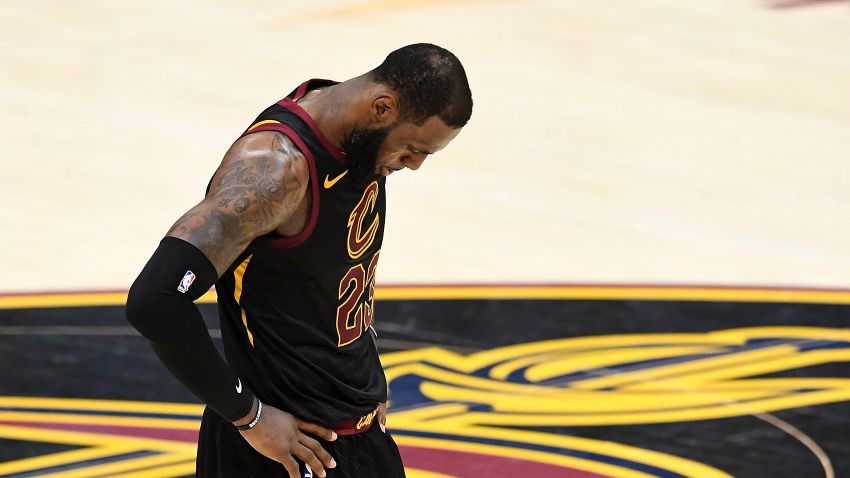 nba總決賽順序（按激烈程度將最近十個賽季的總決賽按順序排名，雷阿倫一球定江山）