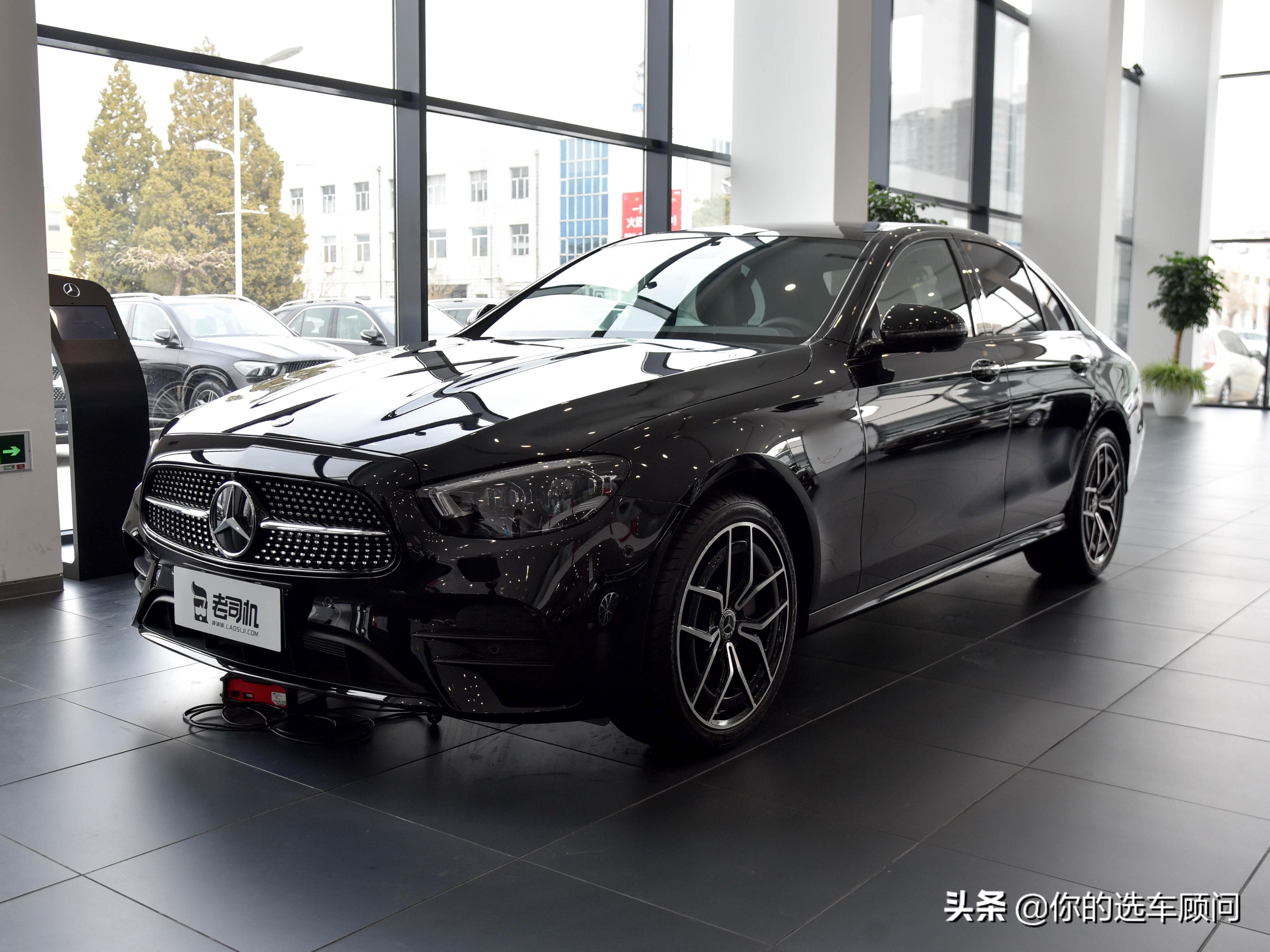 豪华品牌轿车,原装进口,价格和国产接近,带你看进口奔驰e级