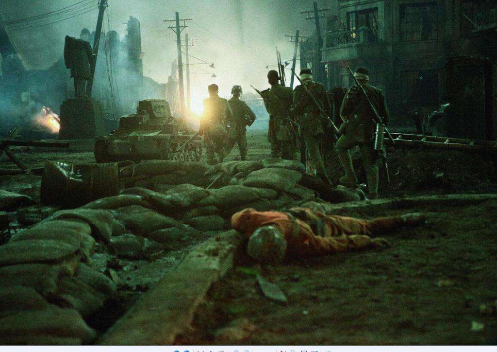 《八佰》远远被高估?这就是部彻头彻尾的"抗日神剧"?