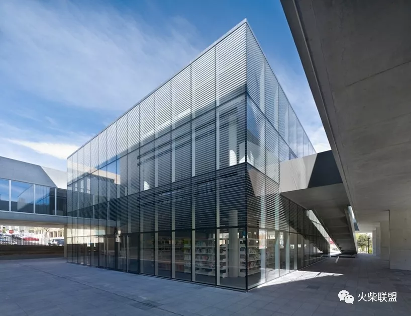 国内外优秀大学校园设计作品，看看别人的大学可以有多美