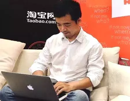 行者鬼脚七：从“阿里九年陈”到“学佛的小说家”