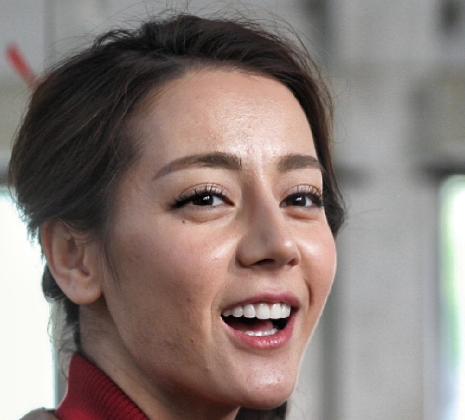 热巴离不开修图?业内带生图和精修对比,直接曝光她七大修图重点