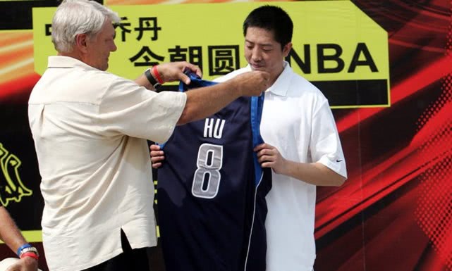 中國去過nba的有哪些（揭秘：朱芳雨究竟是否受到過NBA球隊(duì)的邀請(qǐng)？有的話是哪個(gè)隊(duì)？）