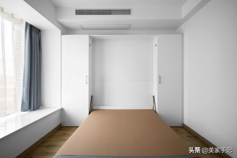 再买房，我一定学他家坚持去电视墙化，书房卧室合二为一，太实用