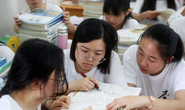 温州一所高中火了，19人清华北大22人复旦上交，本地家长都听说过