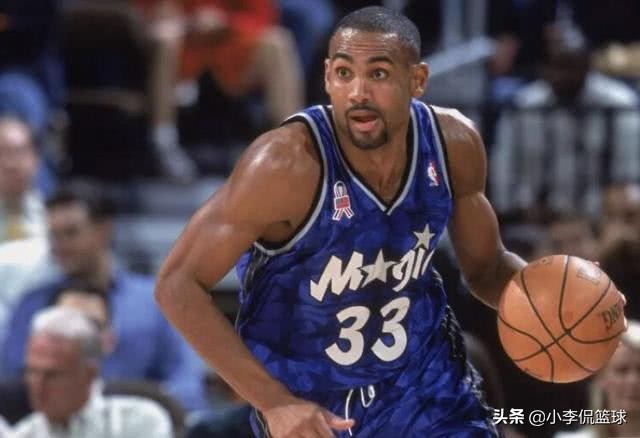 哪些球星nba名人堂第一批(NBA生涯第一年，希尔入选全明星首发，当时他打出什么数据表现)