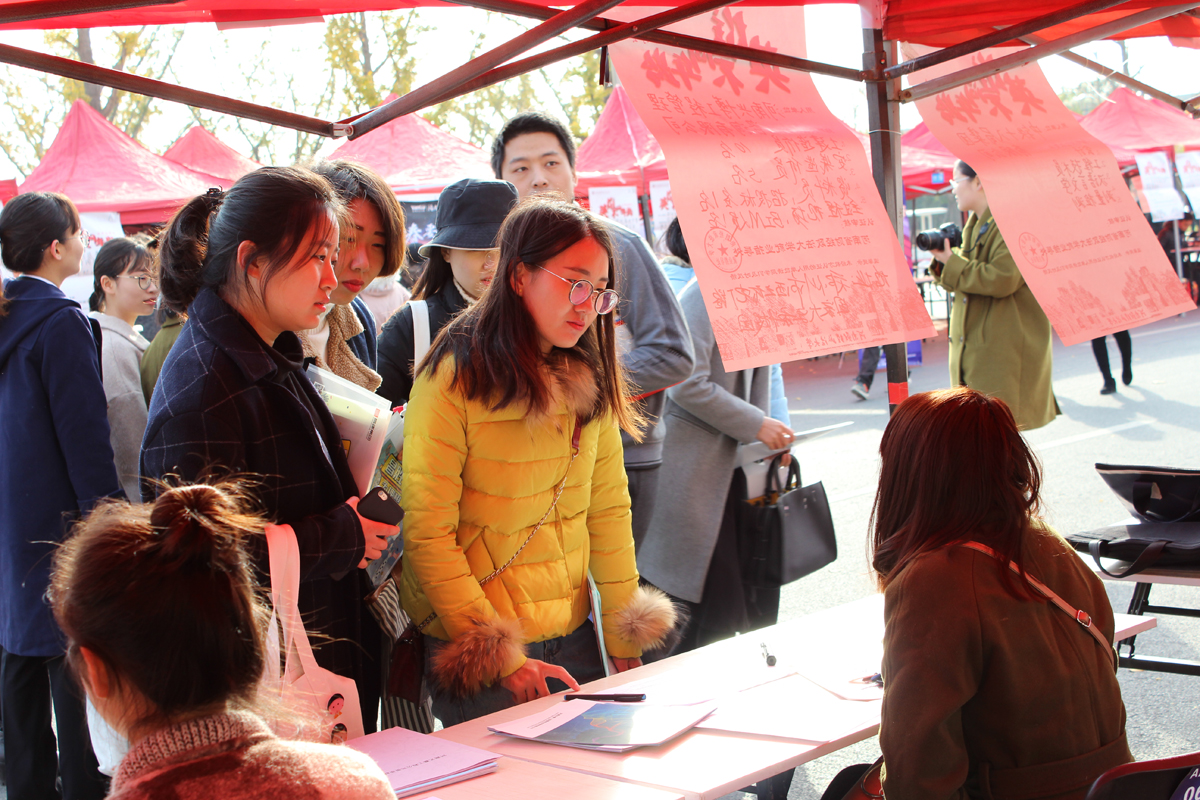 没有博士点的河南财经政法大学，连续五年一本录取线位列省内第三