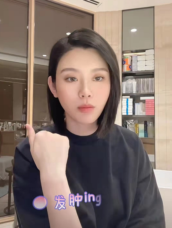 儿女双全！何猷君激动官宣奚梦瑶二胎产女，网友纷纷调侃家庭地位