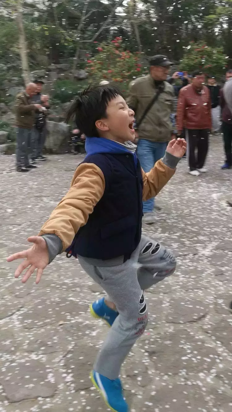 《人 間 值 得 清 單》