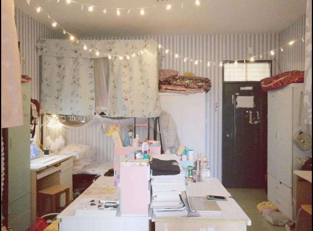 羡慕！独卫、空调配备，还有阳台！长江大学