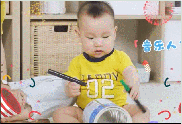 玩具买多了浪费钱！我给发发选的是这几款，锻炼宝宝探索力