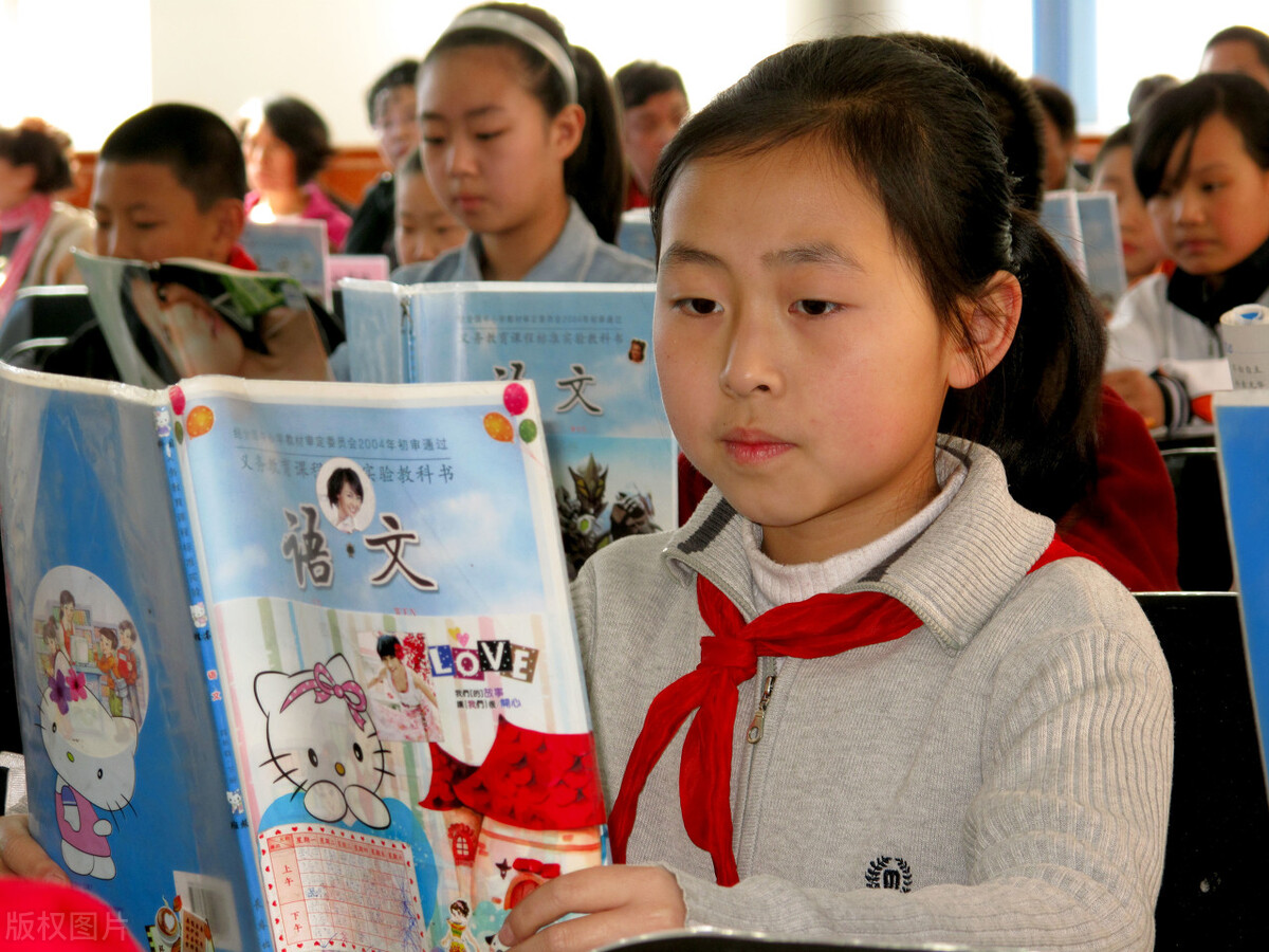 小学语文老师：三年级之前，能考高分的学生，这2方面做得很不错