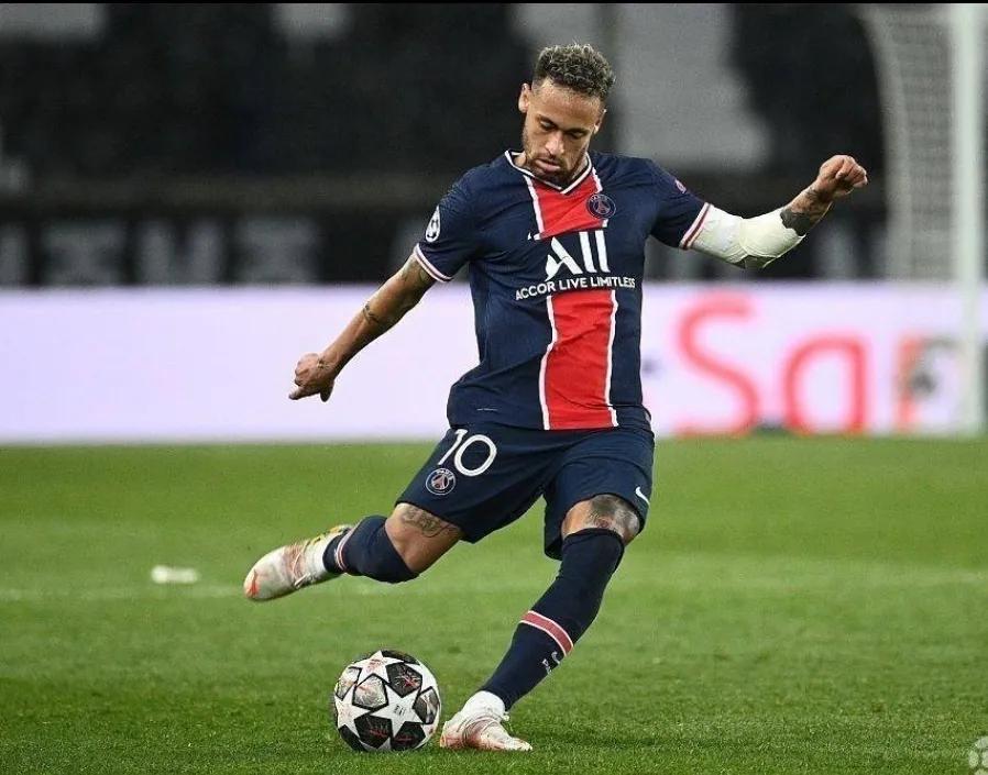 为什么西甲只有皇马跟巴萨（西甲和法甲怎么回事？都只剩下最后两轮了，冠军都还没有诞生）