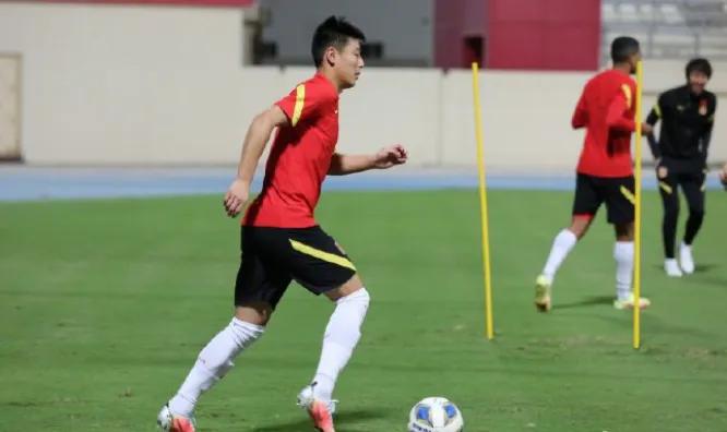 武磊及3名回巴西的入籍球员(武磊进球与高拉特回巴西释放强烈信号中国足球未来只能在五大联赛)