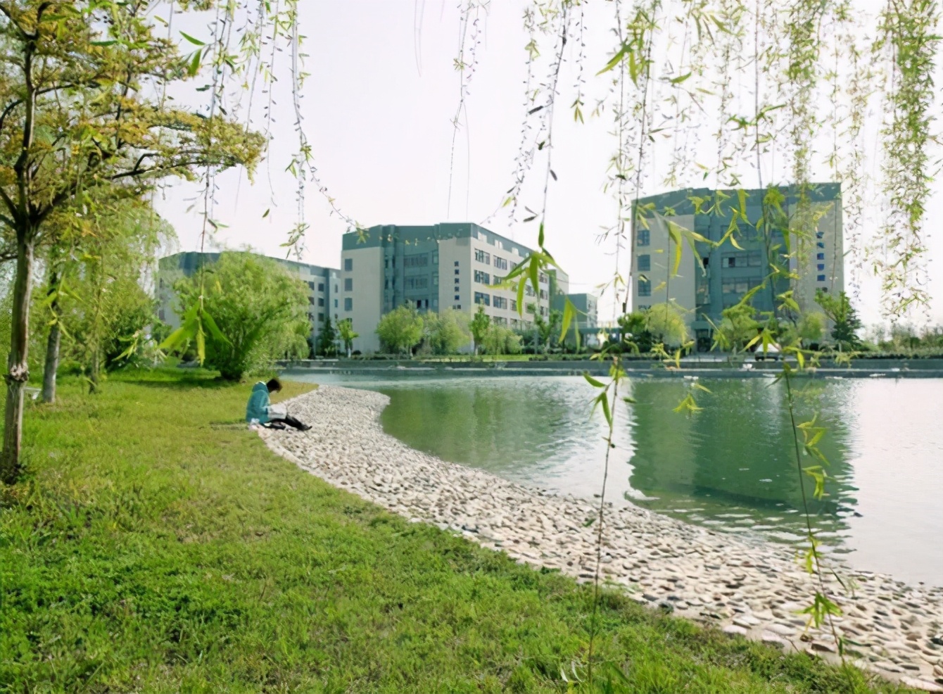 高校扎堆进行“更名”，2021届考生要注意，适合400分左右考生