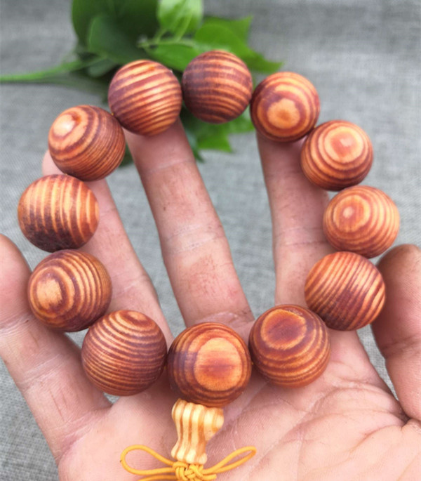 北沉香琥珀木怎么辨别真伪(北沉香琥珀木手串) 北沉香琥珀木手串 第3