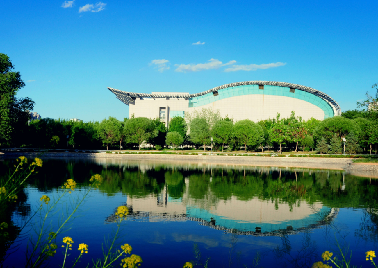 “中等生”大爱的4所211大学，不仅分数线低，毕业还能包分配