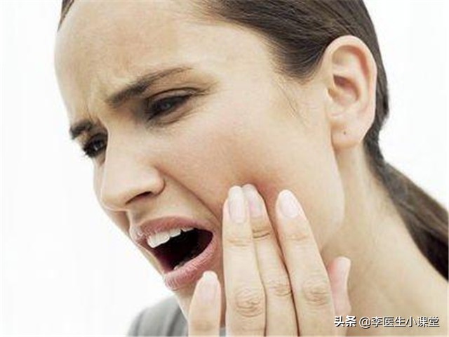 有一种痛，叫口腔溃疡：补充维C不顶用，用上3类药物更靠谱
