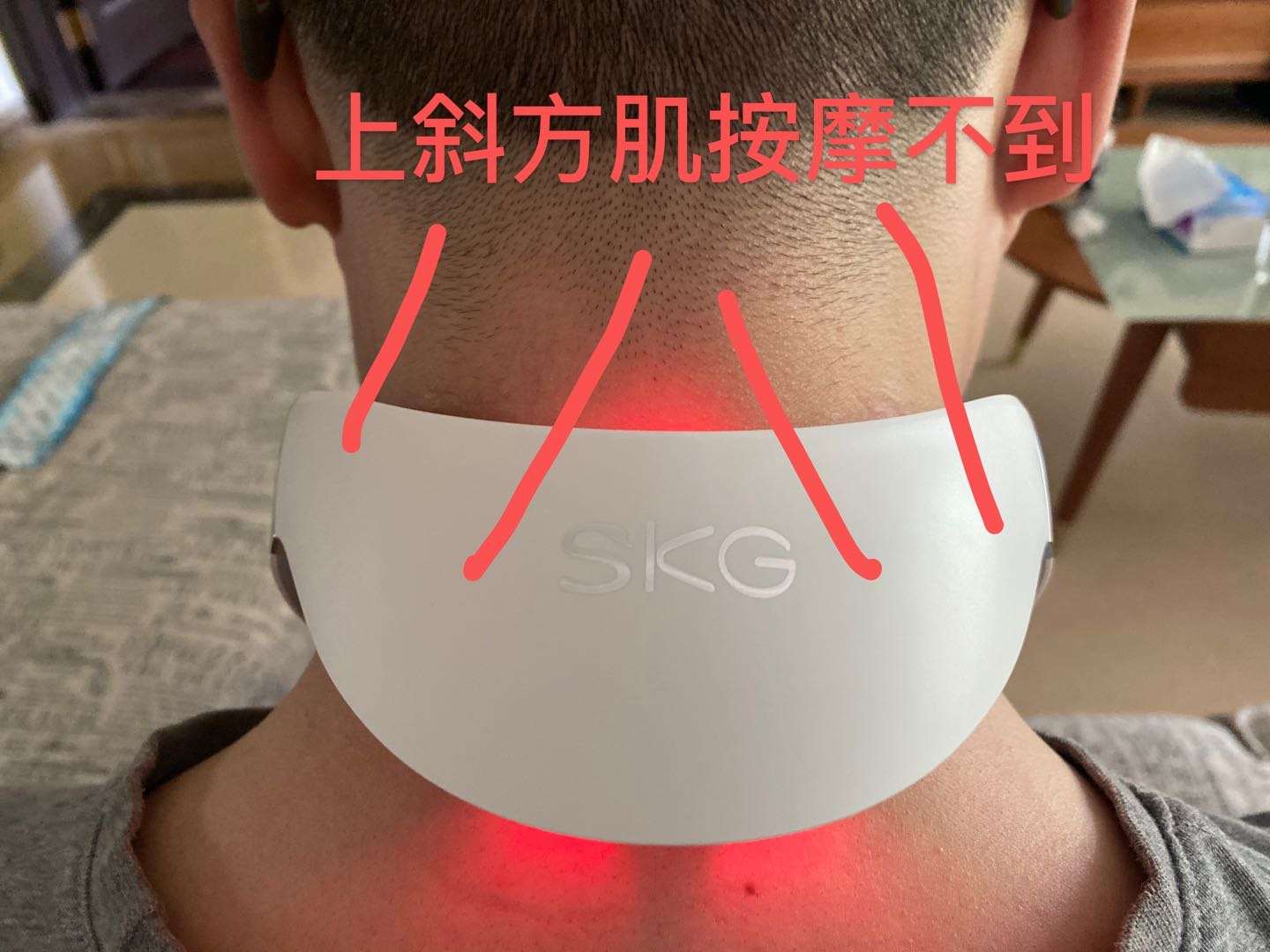 生活扼住了我的喉咙，我却让它按摩一下颈椎！热门颈部按摩仪横评