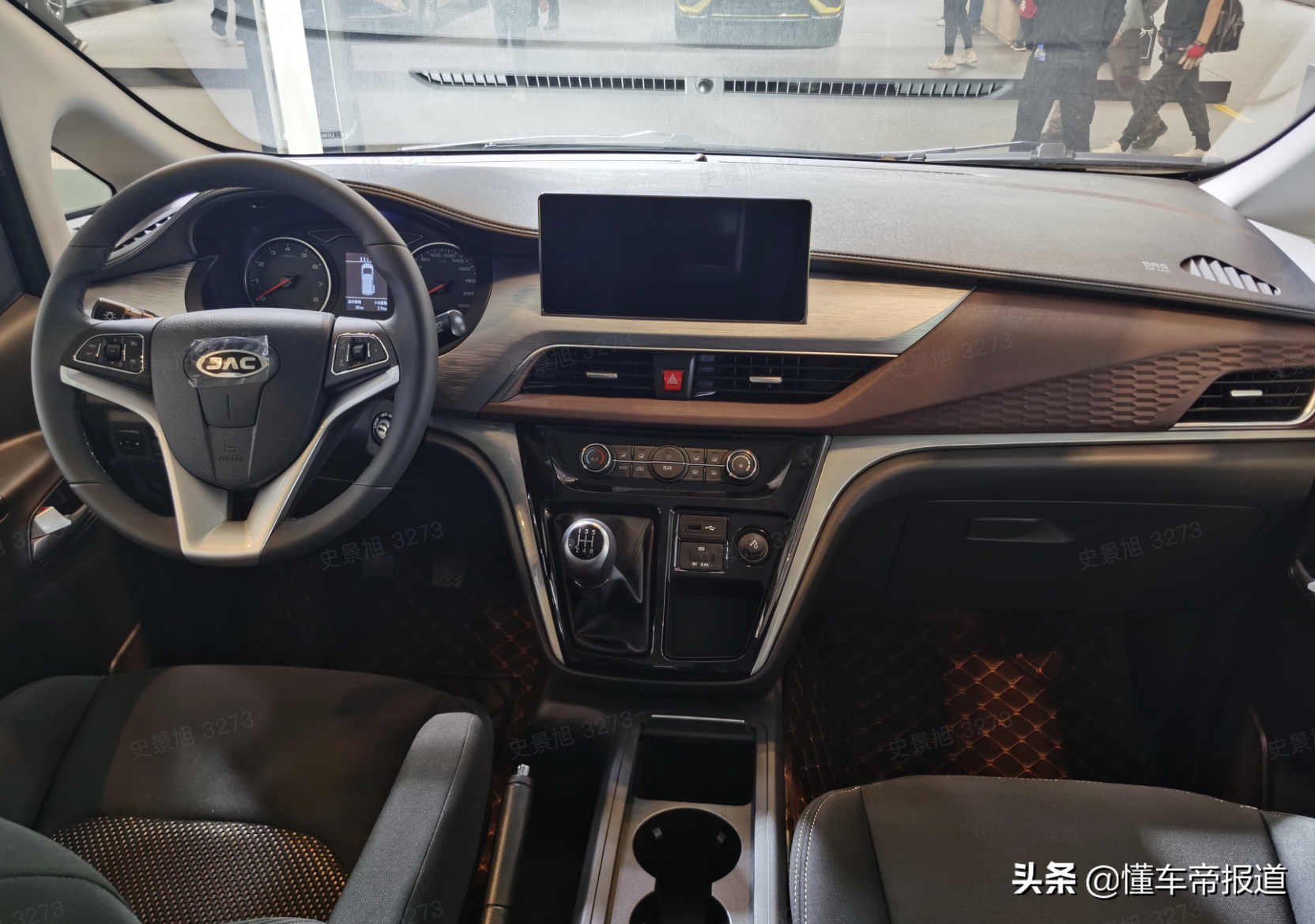 新车｜搭载智能网联的MPV不到10万？2022款瑞风M3亮相天津车展