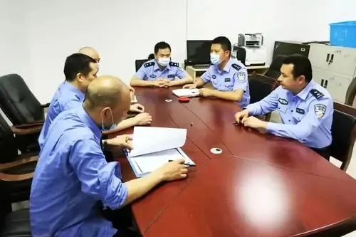 监狱服刑人员家庭困难如何减免罚金?