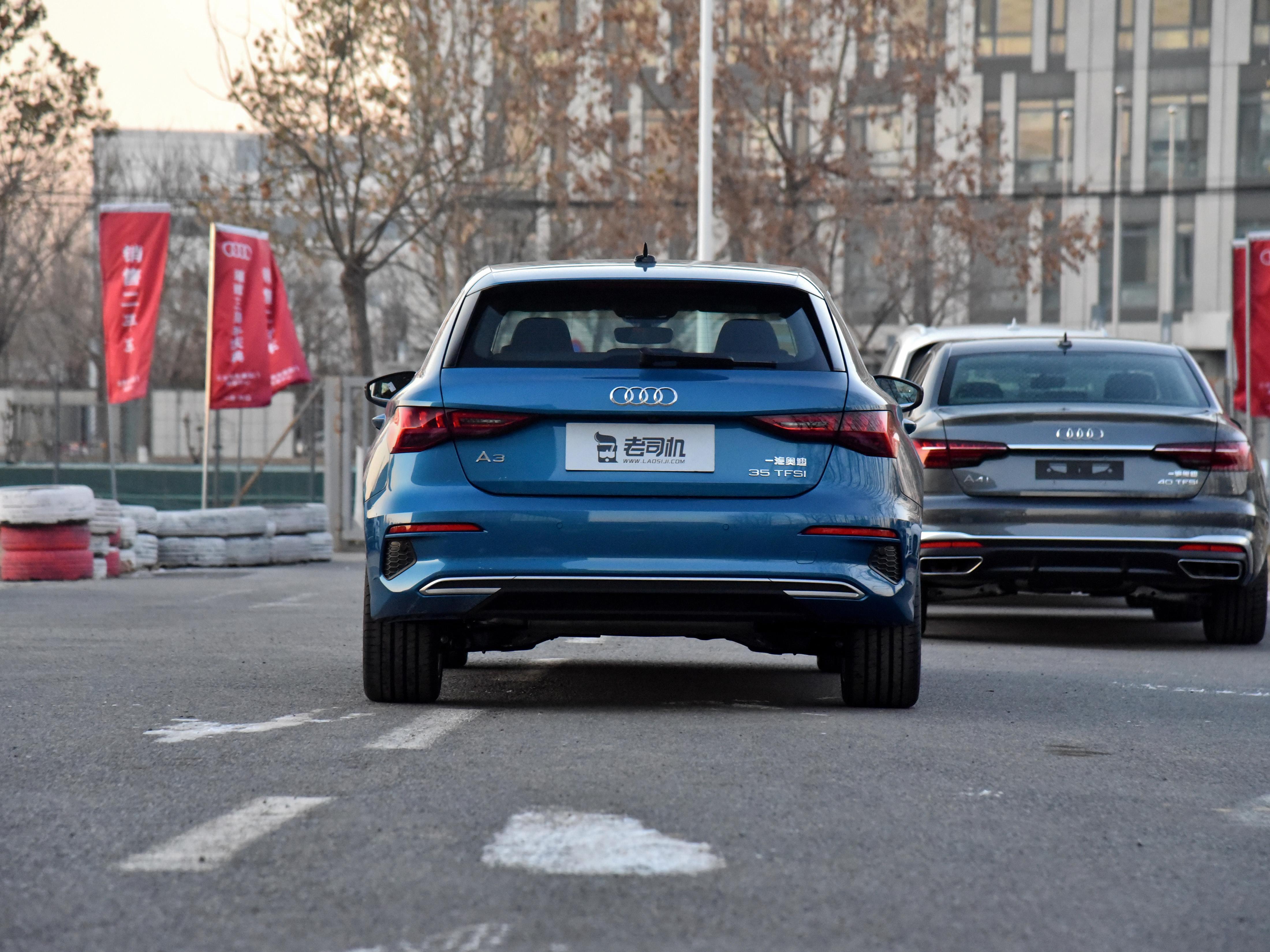 中低配低价也有面，豪华品牌入门5.8L油耗的轿车，带你看奥迪A3