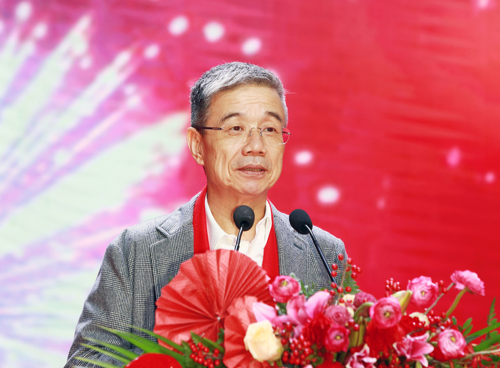 除了许家印，河南还走出6位500亿富豪，他是陕西首富，他祖籍山东