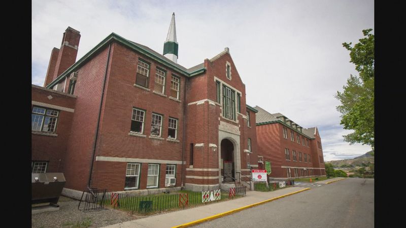 世界上最恐怖的学校世界上最恐怖的学校头像