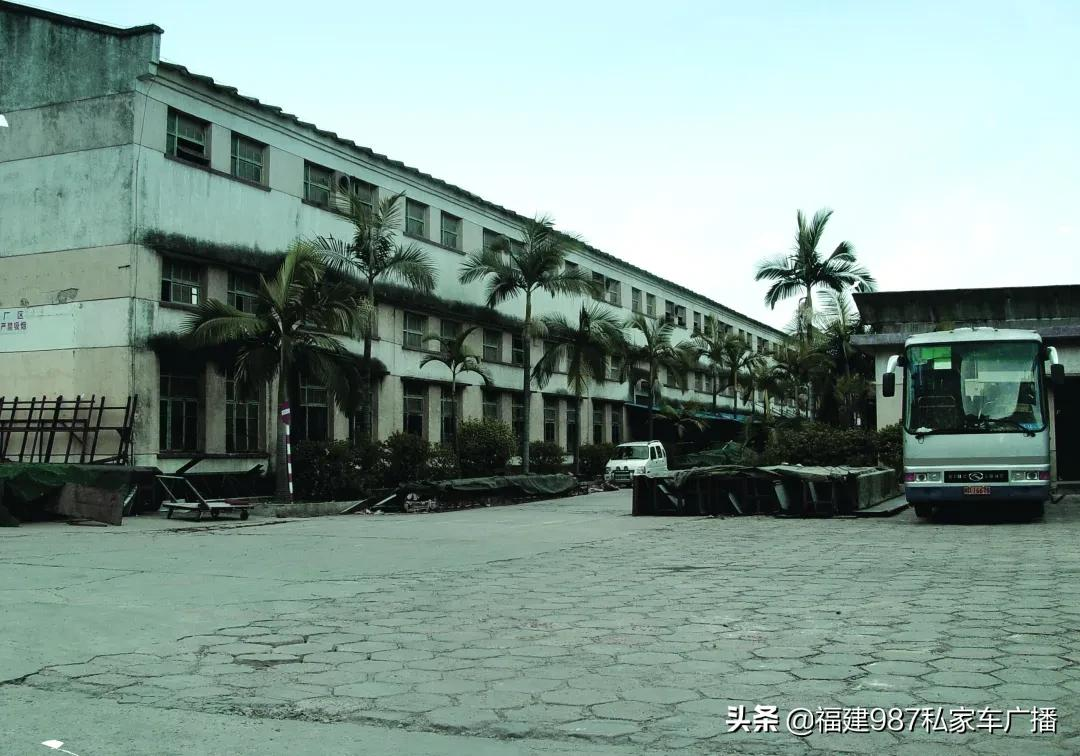 老照片讲故事 | 1988年厦门金龙联合汽车工业有限公司成立