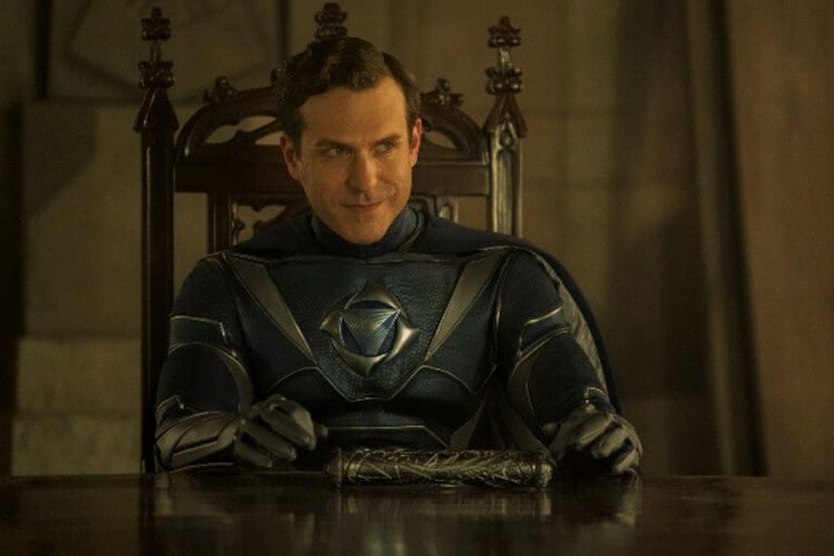 Netflix的“Ju比特传奇”角色演员全面介绍了两代英雄人物的定位。