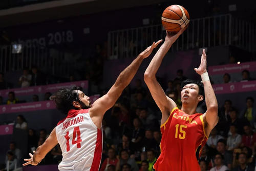 cba为什么没有女篮（为什么中国篮协取消女篮比赛，却让男篮20号重启？）