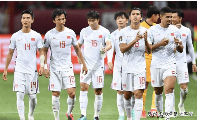 關島為什么能參加世界杯（終于明白為什么國足能在世預賽七球大勝關島，看完分析，豁然開朗）