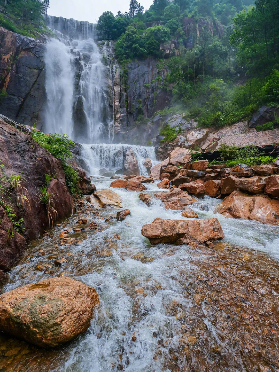 颜值爆表的小城,奇山不输黄山,秀水叫板桂林,绝对值得一去
