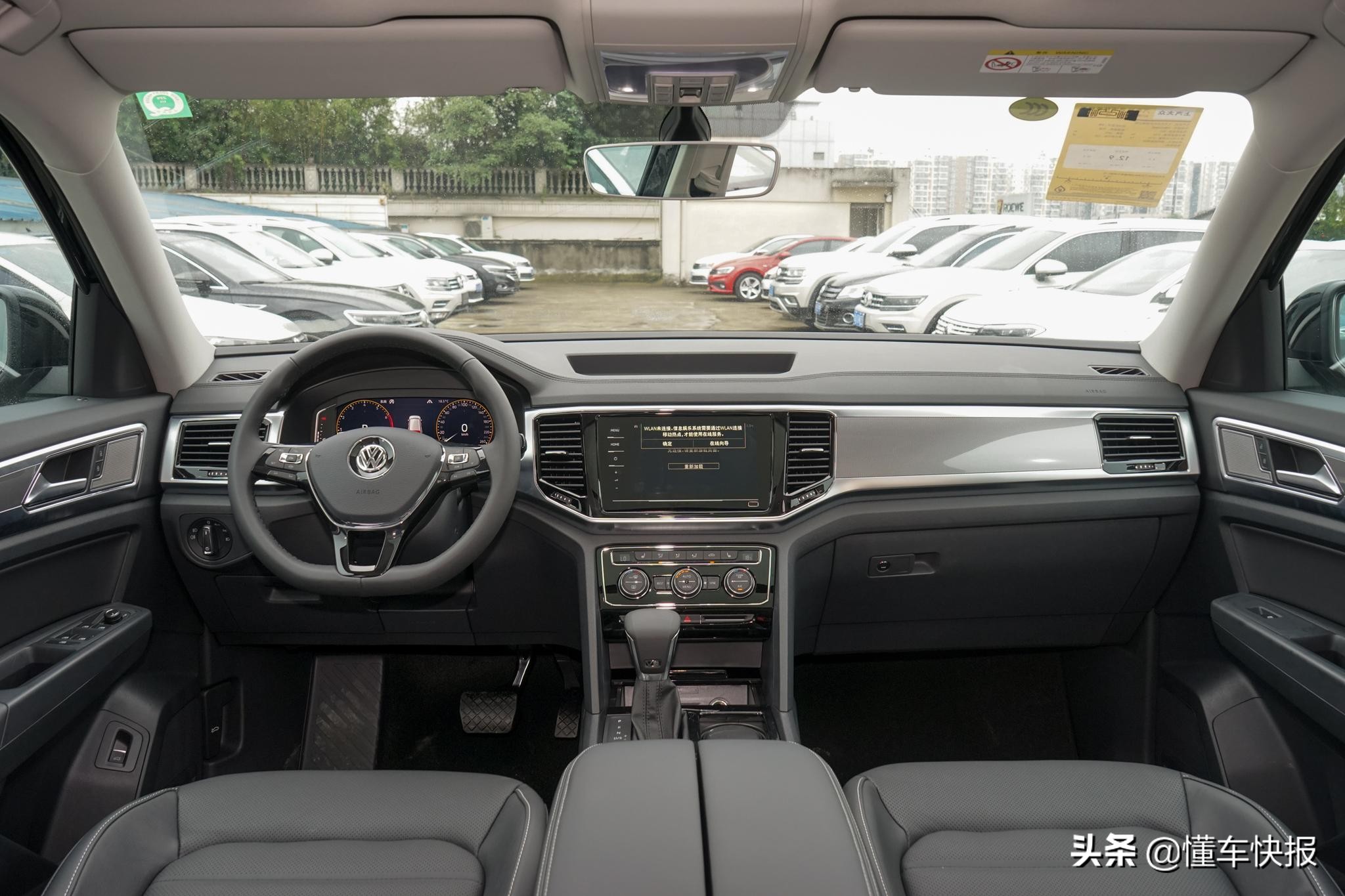 40万SUV合资还是自主？红旗HS7对比奥迪Q5L、大众途昂