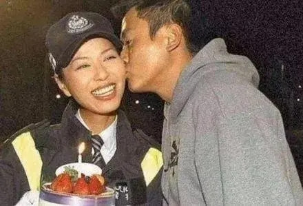 5位港圈中的“渣男”，陈浩民借醉狼吻女模特，罗嘉良被指弃糟糠