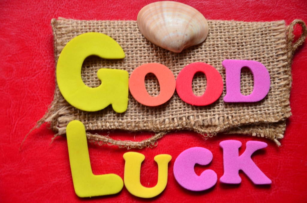 新冠肺炎病毒作文：替李华写英语感谢信｜范文