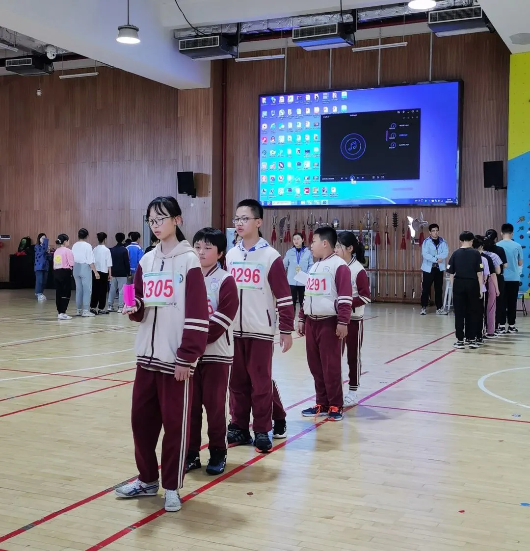 南京宇通实验学校在2021年南京市冬锻项目竞赛中荣获佳绩