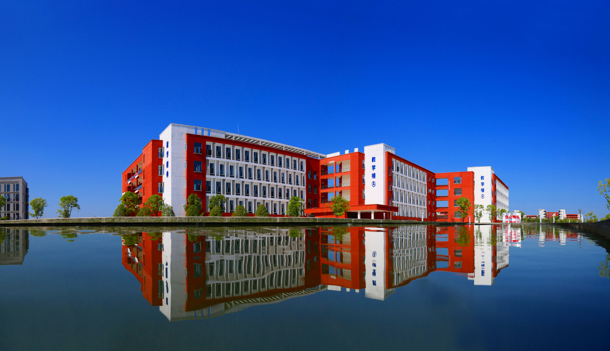 江西唯一没有本科院校的城市，鹰潭如何破局以及江西师专发展方向