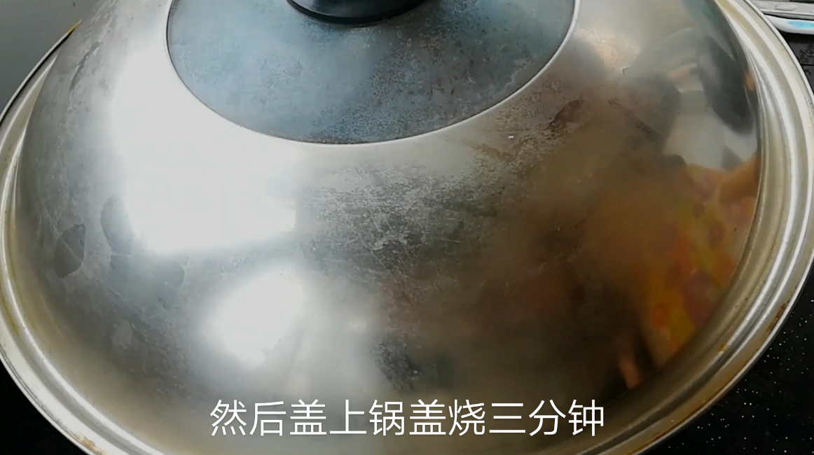 清水小龙虾的做法（堪比餐厅大厨的清水小龙虾烹饪方法）