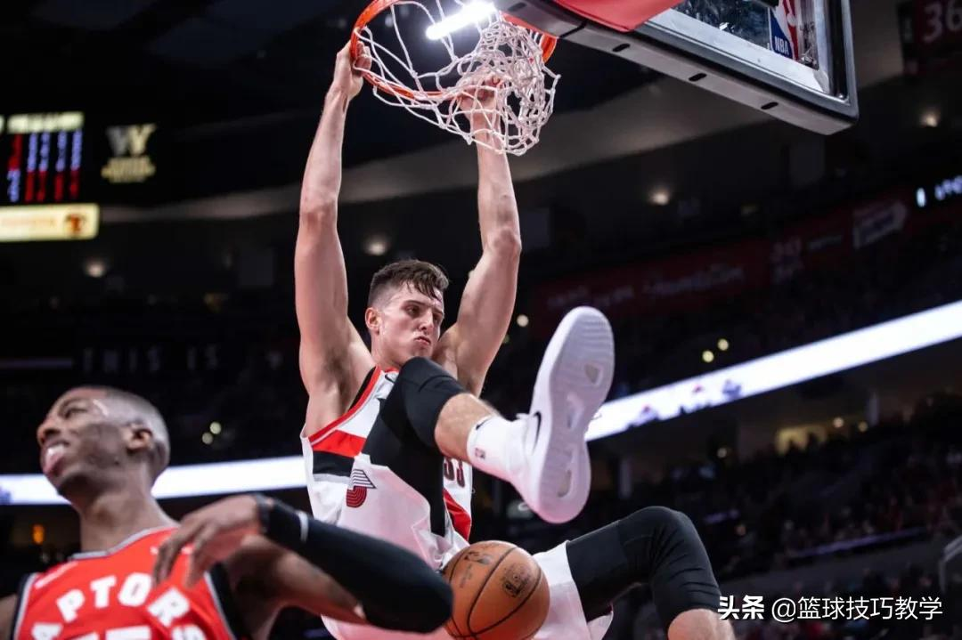 nba球员为什么经常手术(10个月动三次大手术！他绝对是近年来全NBA最惨的球员)