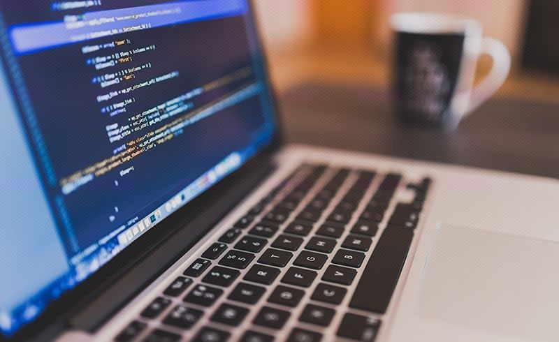 计算机编程入门培训（想学编程要些啥基础）